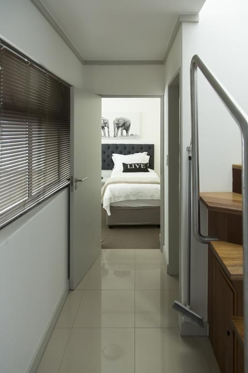 The Quadrant Apartment A406 Cape Town Eksteriør bilde